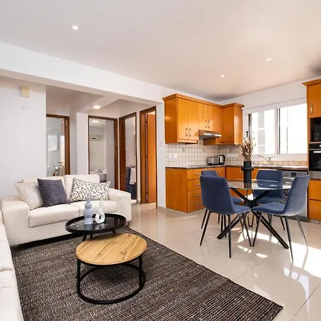 Apartmán The Saline Views Makenzy Larnaca