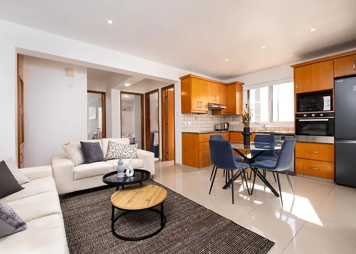 Lägenhet The Saline Views Makenzy Larnaca