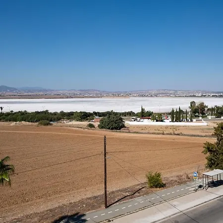 The Saline Views Makenzy Apartman *