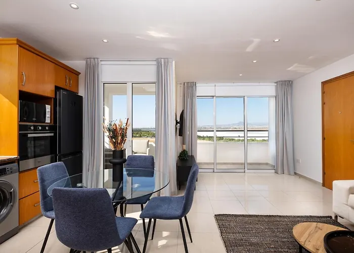 The Saline Views Makenzy Апартаменты