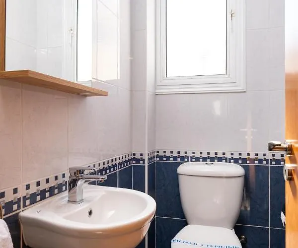 The Saline Views Makenzy Апартаменты *